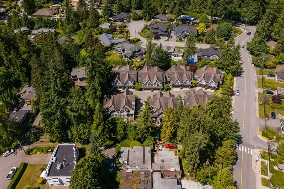 3775 Edgemont Boulevard, North Vancouver For Sale - image 35