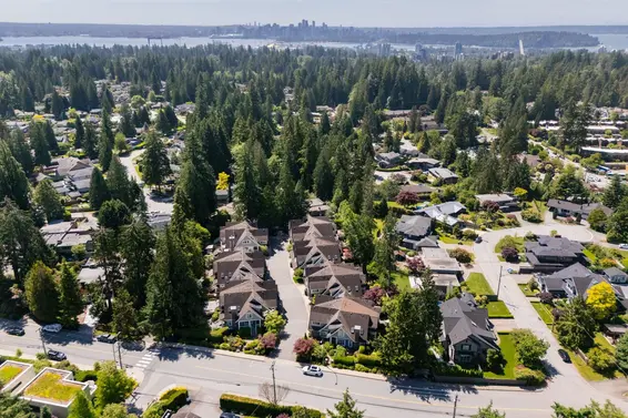 3775 Edgemont Boulevard, North Vancouver For Sale - image 36