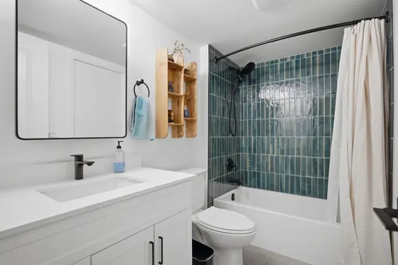 202 3187 Mountain Highway, North Vancouver For Sale - image 21