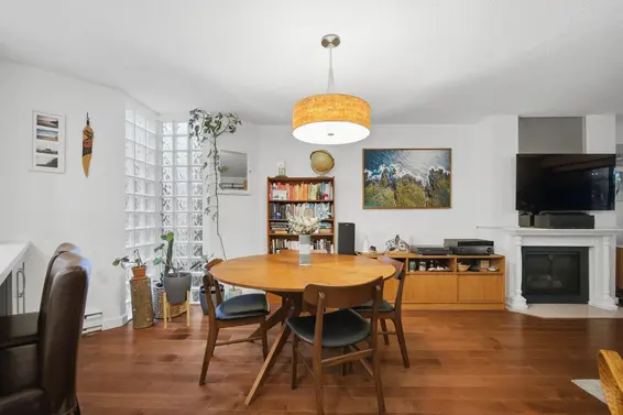 202 3187 Mountain Highway, North Vancouver For Sale - image 6