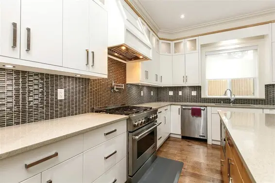 1132 Cloverley Street, North Vancouver For Sale - image 7