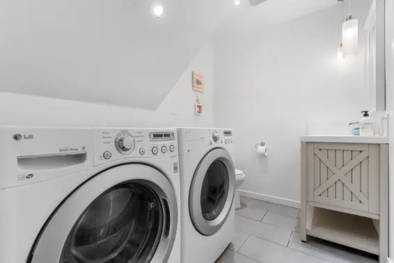 1264 West 21st Street, North Vancouver For Sale - image 37
