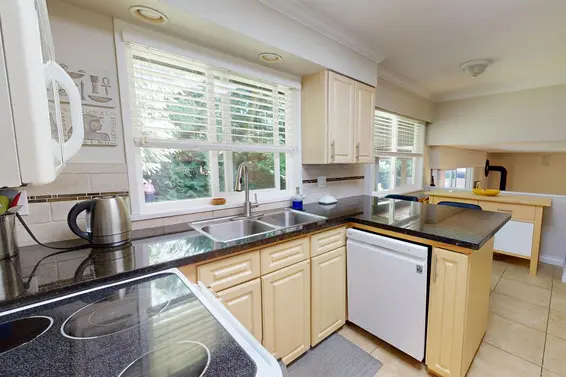 3356 Baird Road, North Vancouver For Sale - image 13