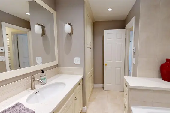 3356 Baird Road, North Vancouver For Sale - image 31
