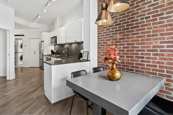 305 105 West 2nd Street, North Vancouver For Sale - image 12