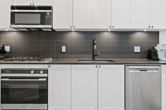 305 105 West 2nd Street, North Vancouver For Sale - image 5