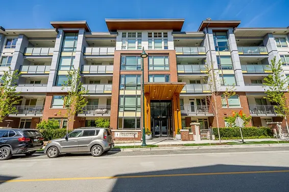 218 2651 Library Lane, North Vancouver