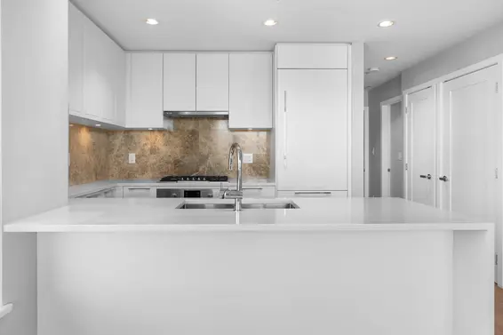 806 118 Carrie Cates Court, North Vancouver For Sale - image 24