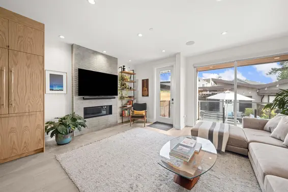 413 West Keith Road, North Vancouver For Sale - image 14