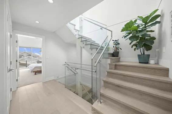 413 West Keith Road, North Vancouver For Sale - image 16