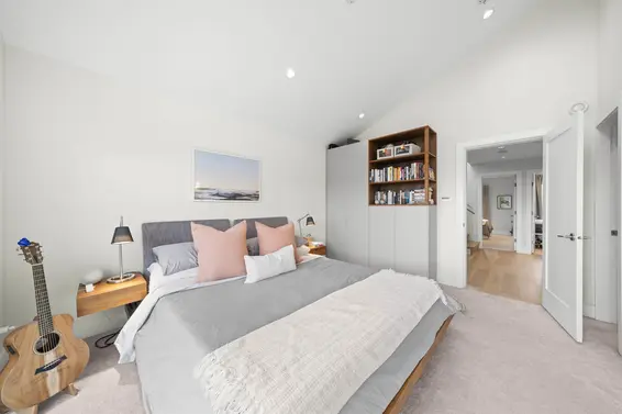 413 West Keith Road, North Vancouver For Sale - image 19