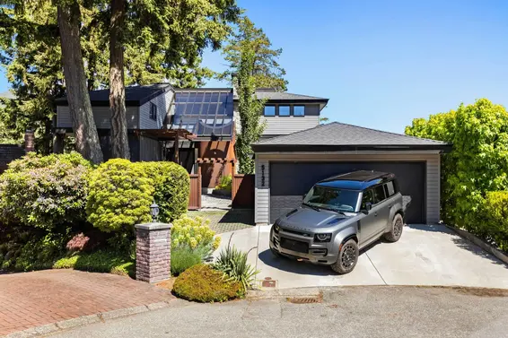 5132 Alderfeild Place, West Vancouver