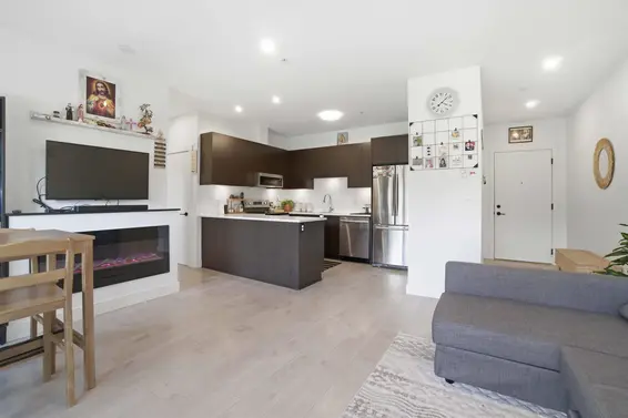 204 1633 Tatlow Avenue, North Vancouver For Sale - image 10