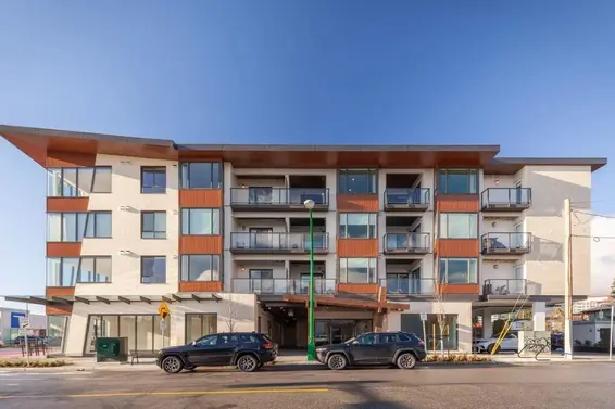 204 1633 Tatlow Avenue, North Vancouver For Sale - image 2