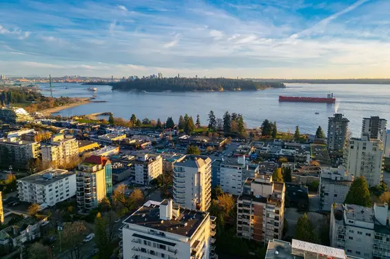 9 1717 Duchess Avenue, West Vancouver For Sale - image 38