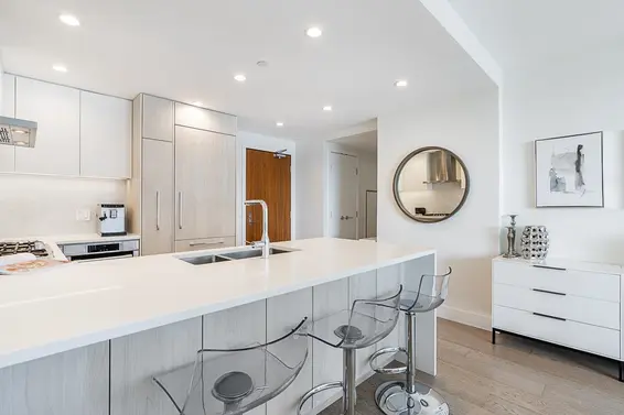 408 177 West 3rd Street, North Vancouver For Sale - image 10