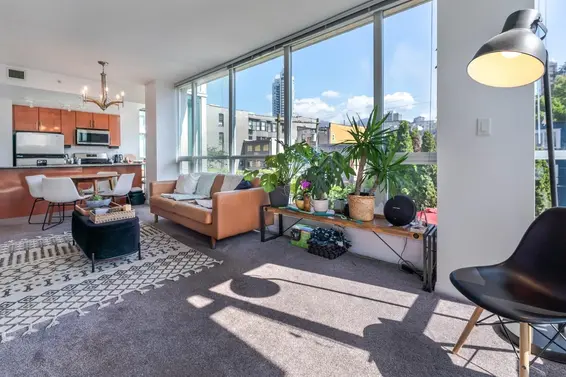 401 138 East Esplanade, North Vancouver For Sale - image 3