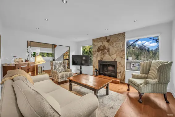 5312 Marine Drive, West Vancouver For Sale - image 14