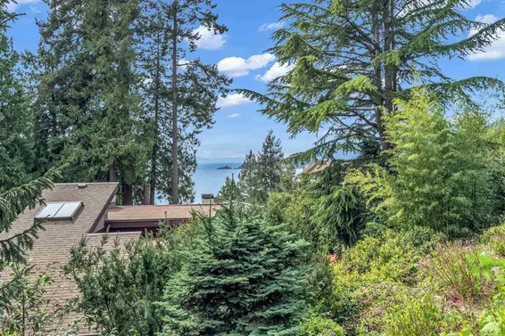 5312 Marine Drive, West Vancouver For Sale - image 21