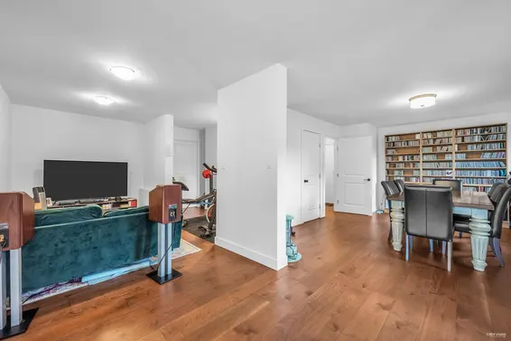 5312 Marine Drive, West Vancouver For Sale - image 30