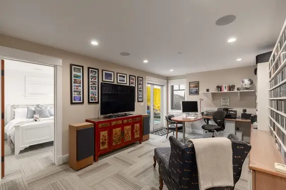 959 Anderson Crescent, West Vancouver For Sale - image 4