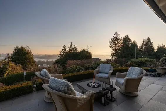 959 Anderson Crescent, West Vancouver For Sale - image 8