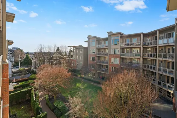 425 119 West 22nd Street, North Vancouver For Sale - image 35