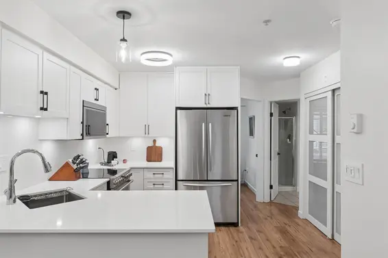 C3 332 Lonsdale Avenue, North Vancouver For Sale - image 3