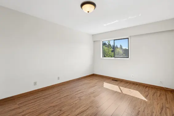 1142 Premier Street, North Vancouver For Sale - image 19