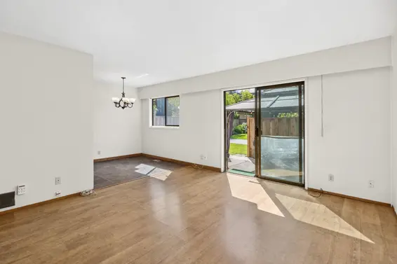 1142 Premier Street, North Vancouver For Sale - image 2
