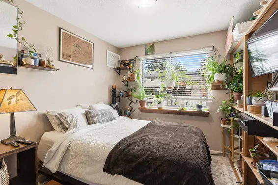 2136 Jones Avenue, North Vancouver For Sale - image 12