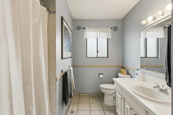 2136 Jones Avenue, North Vancouver For Sale - image 14