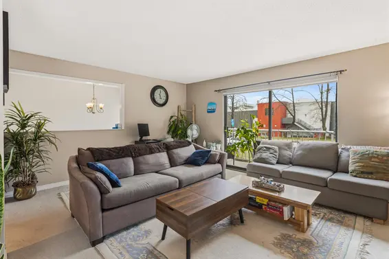 2136 Jones Avenue, North Vancouver For Sale - image 3