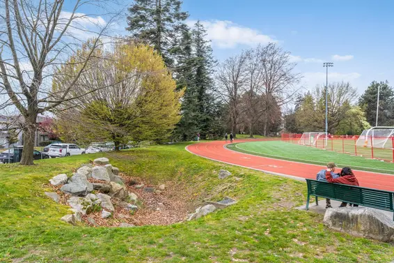 2136 Jones Avenue, North Vancouver For Sale - image 32