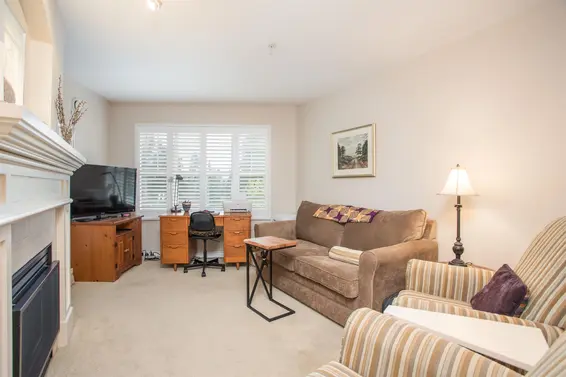 315 960 Lynn Valley Road, North Vancouver For Sale - image 11