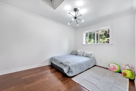 425 Tempe Crescent, North Vancouver For Sale - image 12