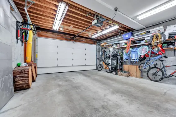 425 Tempe Crescent, North Vancouver For Sale - image 13
