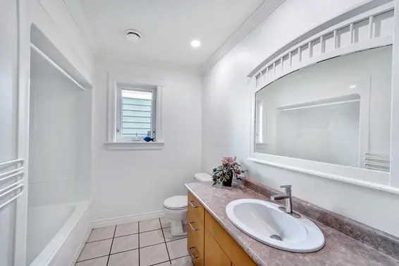 425 Tempe Crescent, North Vancouver For Sale - image 22