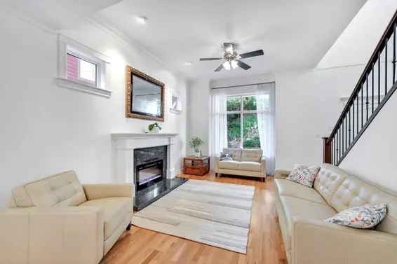 425 Tempe Crescent, North Vancouver For Sale - image 23