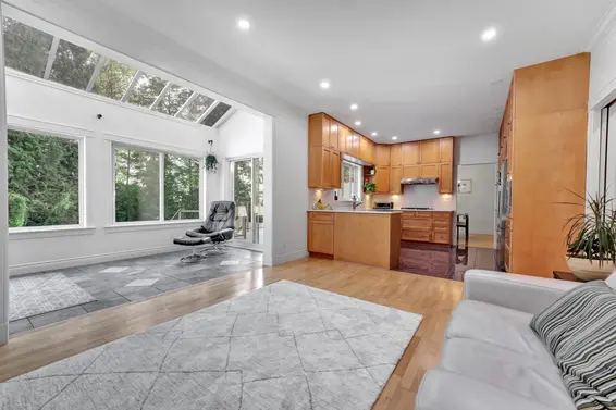 425 Tempe Crescent, North Vancouver For Sale - image 25