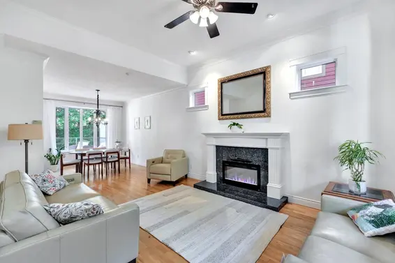 425 Tempe Crescent, North Vancouver For Sale - image 31