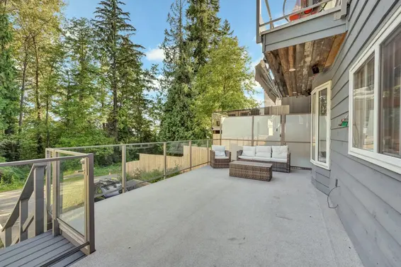 425 Tempe Crescent, North Vancouver For Sale - image 33