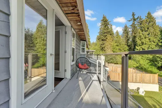 425 Tempe Crescent, North Vancouver For Sale - image 36
