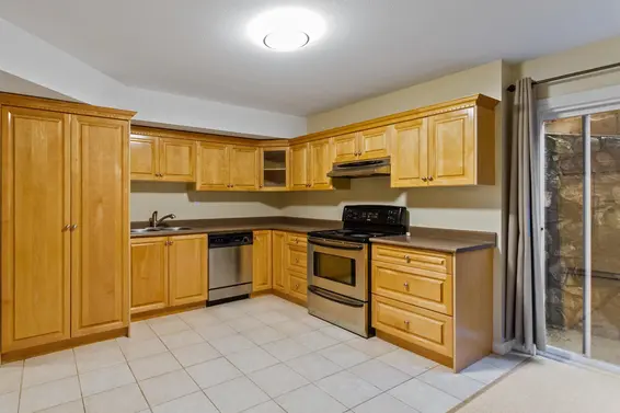 3782 Lonsdale Avenue, North Vancouver For Sale - image 19