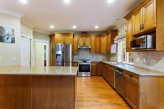 3782 Lonsdale Avenue, North Vancouver For Sale - image 6