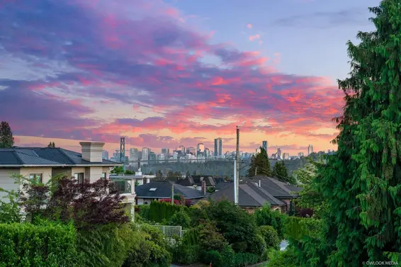 1208 Haywood Avenue, West Vancouver For Sale - image 2