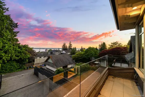1208 Haywood Avenue, West Vancouver For Sale - image 8