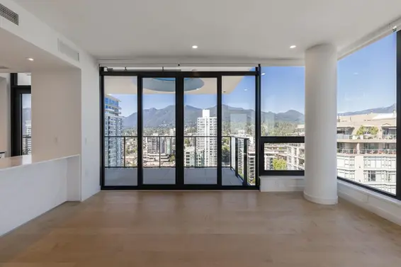 1705 135 East 13th Street, North Vancouver For Sale - image 3