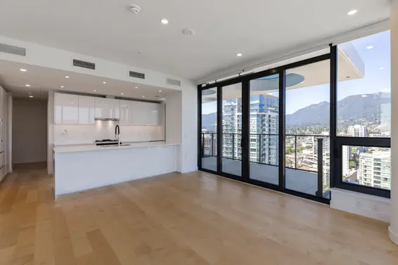 1705 135 East 13th Street, North Vancouver For Sale - image 4