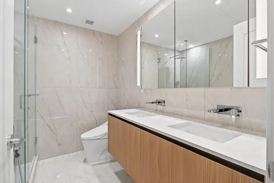 703 135 East 13th Street, North Vancouver For Sale - image 25